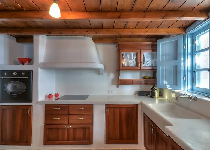 Unique Beachfront Cycladic @ Villa Ágios Prokópios