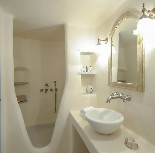 Villa Unique Beachfront Cycladic @ Ágios Prokópios