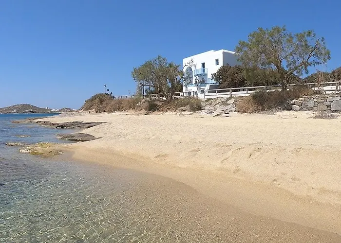 Villa Unique Beachfront Cycladic @ *