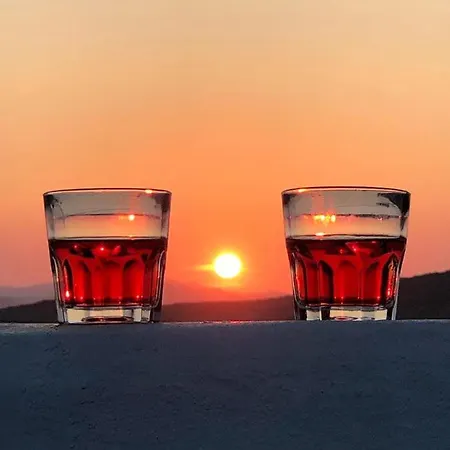 Villa Unique Beachfront Cycladic @