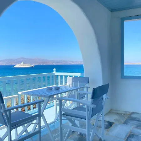 Villa Unique Beachfront Cycladic @ *
