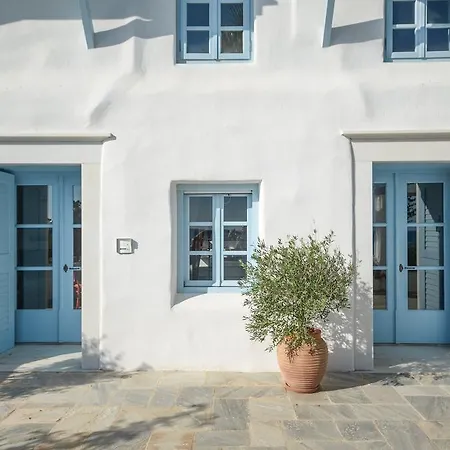 Unique Beachfront Cycladic @ Villa *